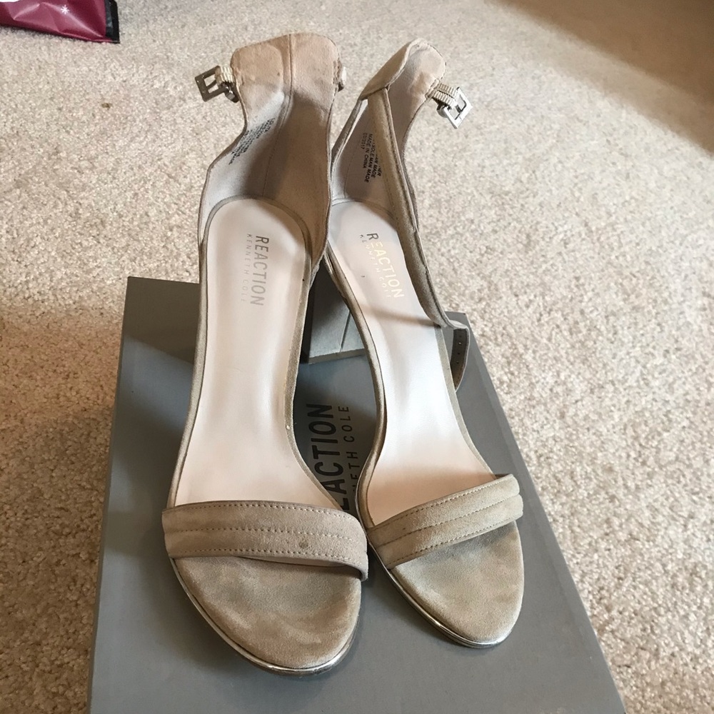 Kenneth Cole Reaction Womens Natural Lolita Sandal